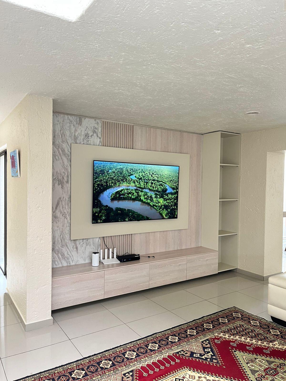 TV Wall
